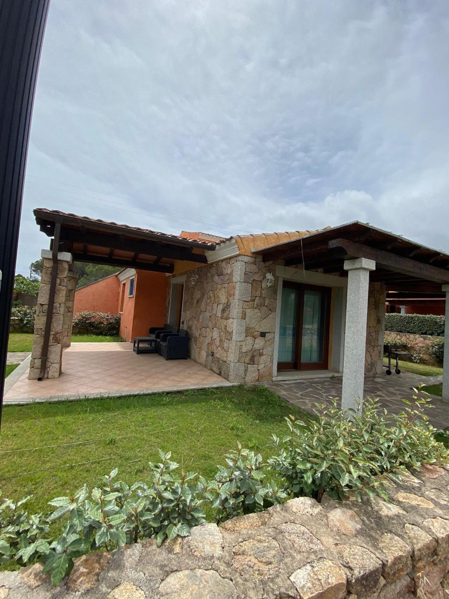 Villa Mare Azzurra Budoni Exteriör bild